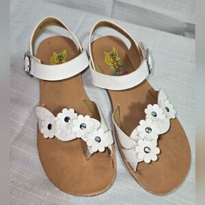 Girls White Flower Velcro Sandals Size 3